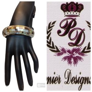 Premier Designs bangle bracelet in Shelley  New In Bag